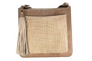 CROSSBODY SADDLE IN TAUPE CAIMAN