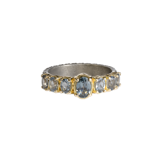OVAL BLUE SPINEL STATEMENT RING
