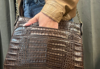Handbag Slip pocket shoulder bag with chocolate caiman