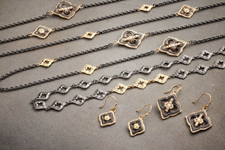 36" CHAIN LINK NECKLACE WITH 6 SCROLL STATIONS