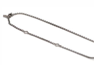 Pearl and Scroll Stations On Cable Chain Necklace